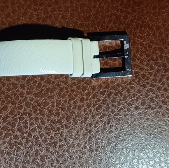 Fendi 5500L Dual Face Watch - Picture 7 of 9